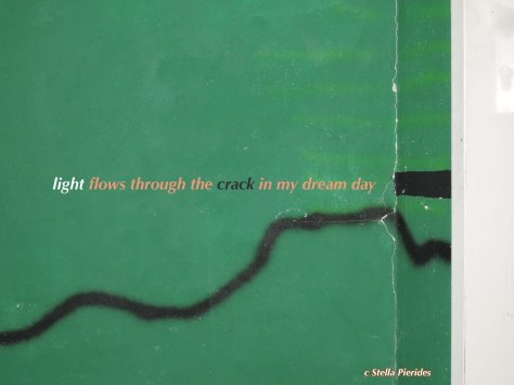 haiga,light,crack,haiku,