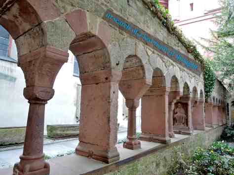 Wuerzburg,haiga,haiku,monoku,Lusamgarten,